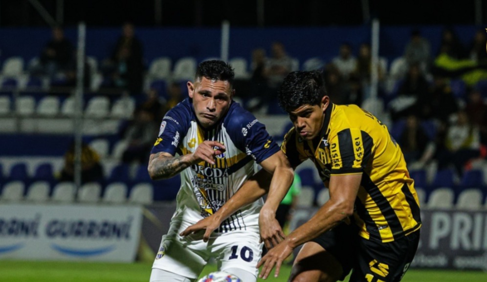 Por seguir en la punta: El Aborigen visita a Sportivo Trinidense