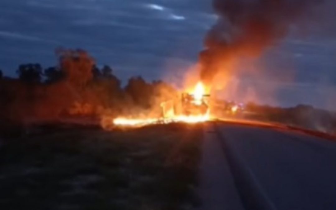 Tragedia en el Chaco: camión cisterna se incendió y acompañante murió calcinado