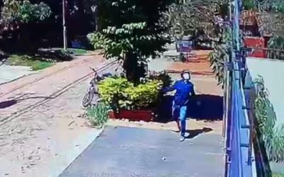 Ataque contra casa de periodista: detienen a sospechoso de lanzar bomba molotov