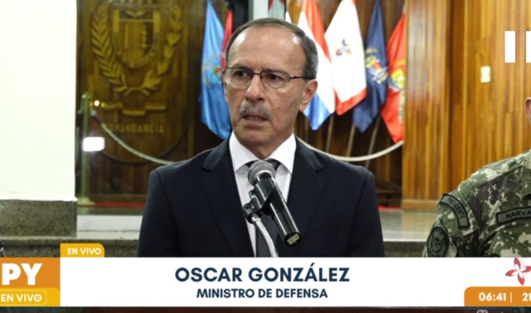 Óscar González: “Cegaron la vida de un oficial brillante”