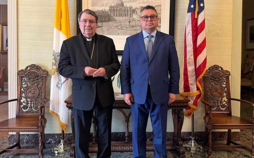 Gustavo Leite continúa fortaleciendo los vínculos con autoridades estadounidenses