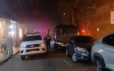 Violenta discusión dentro de un edificio deja cinco muertos en CDE