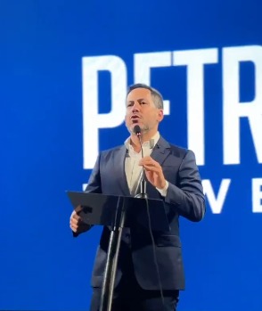 Raúl Latorre destaca el avance arquitectónico de nuestro país