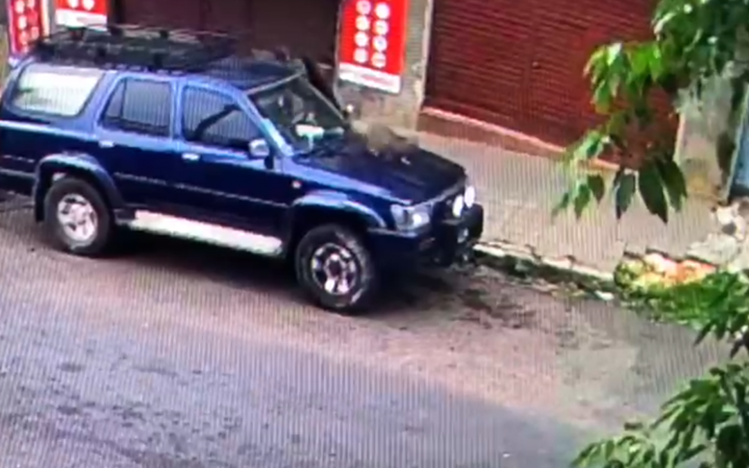 Delincuente hurtó una camioneta en pleno centro de Asunción