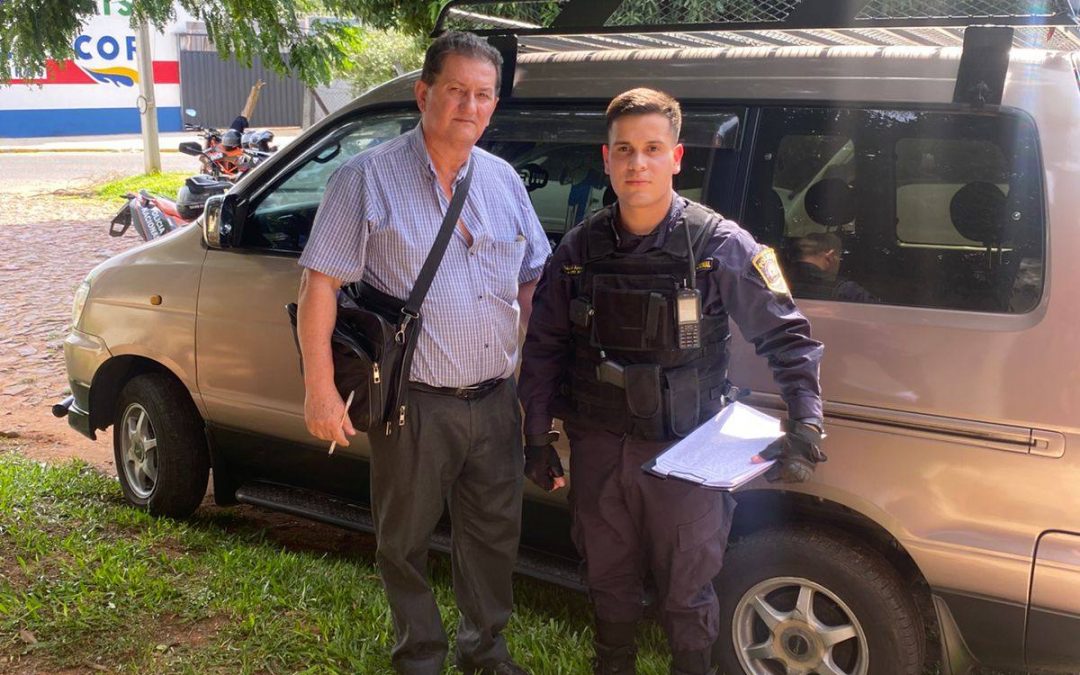 Mediante sistema GPS, recuperan vehículo robado a docente de 56 años