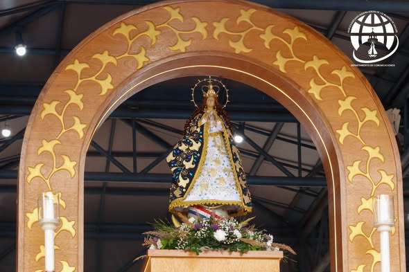 Con profunda devoción, inició el novenario en honor a la Virgen de Caacupé