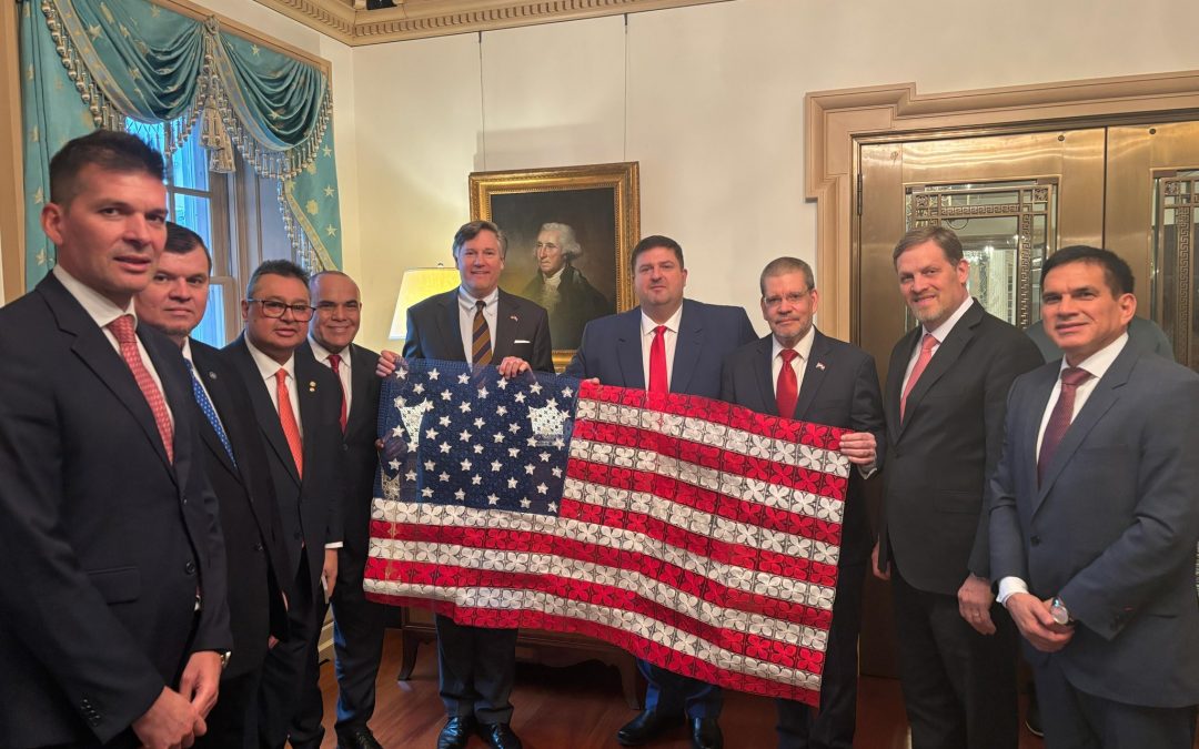 Grupo de senadores se reunió con Christopher Landau en Estados Unidos