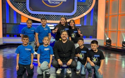 ¡“Squad” y “Los traviesos” alegraron la noche en 100 paraguayitos Dicen!