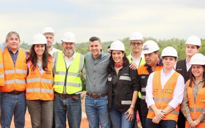 Santiago Peña verificó avance de obras en la ruta D025 en Luque