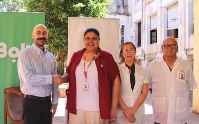 Acuerdo solidario: Cruz Roja y Bolt concretan alianza para realizar viajes humanitarios