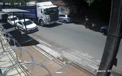 Lambaré: camión con desperfectos rozó cinco vehículos estacionados