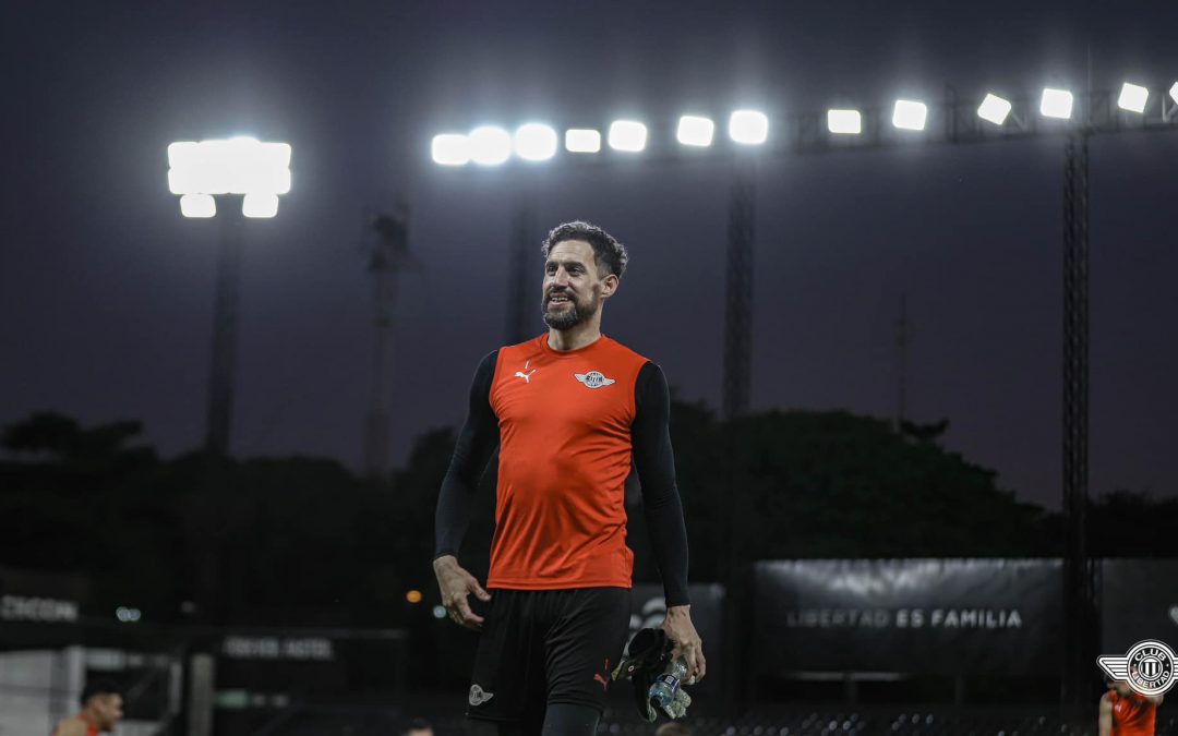 Luego de 7 temporadas y 11 títulos, Martín Silva cierra su ciclo en Libertad
