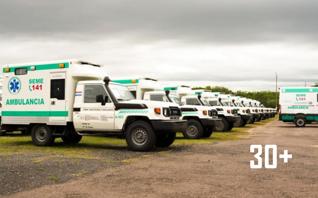 Fortalecen el sistema de salud con la entrega de nuevas ambulancias