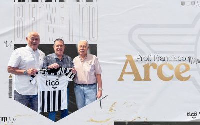 Francisco Chiqui Arce es presentado como nuevo Dt de Libertad