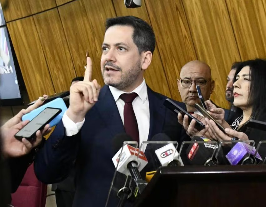 Latorre reafirma su compromiso a favor del desbloqueo de las listas sabanas