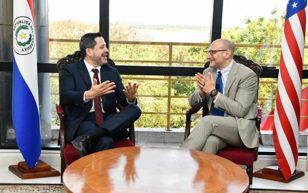 Latorre y Robert Alter dialogaron sobre la visión compartida que tienen Paraguay y EE. UU.