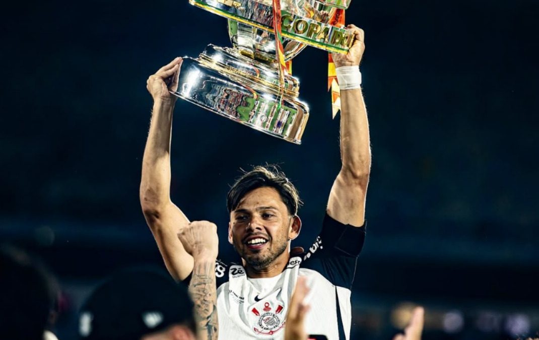 Ángel Romero se consagra campeón con el Corinthians