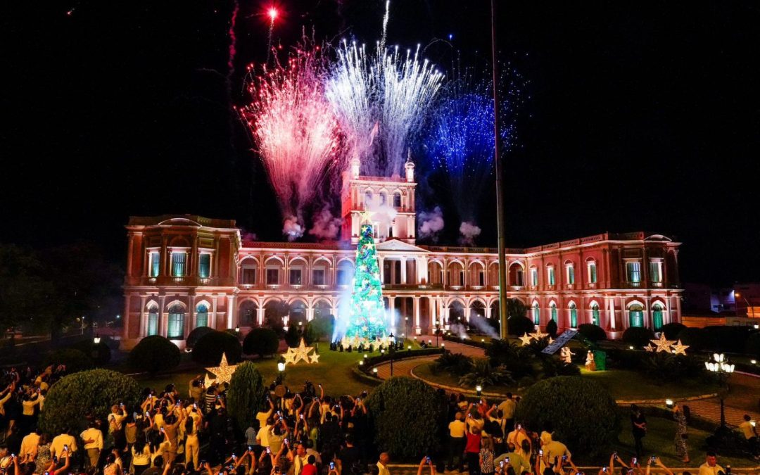 Palacio de Gobierno: encendido del árbol de Navidad se realiza este miércoles