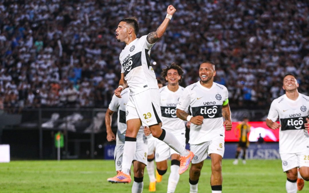 Olimpia se quedó con el clásico más añejo: venció 2-1 a Guaraní
