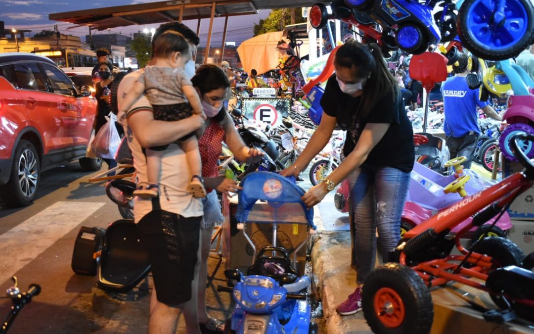 Intenso movimiento por Reyes Magos en zona del Mercado 4