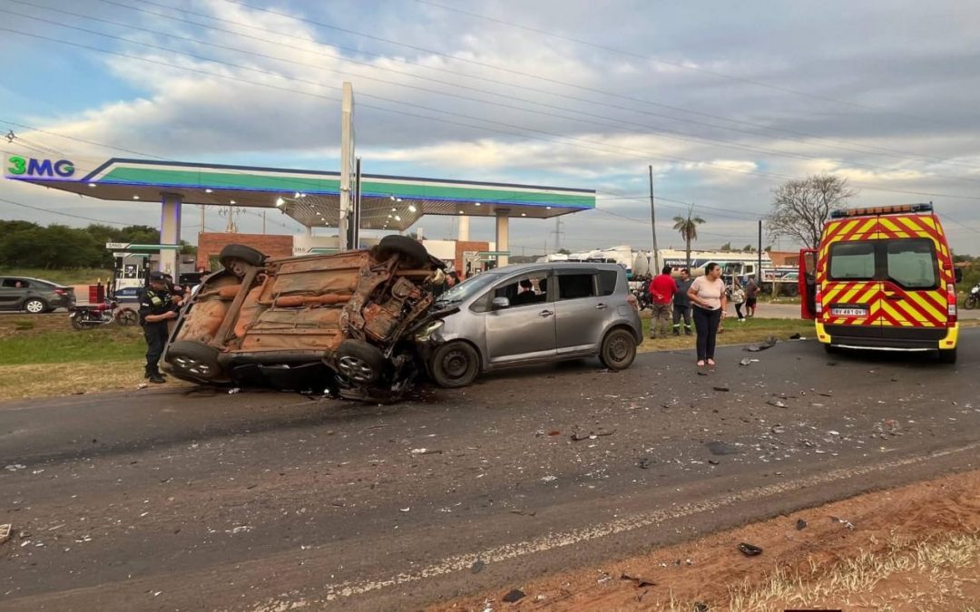 Triple choque en Villeta deja dos personas fallecidas