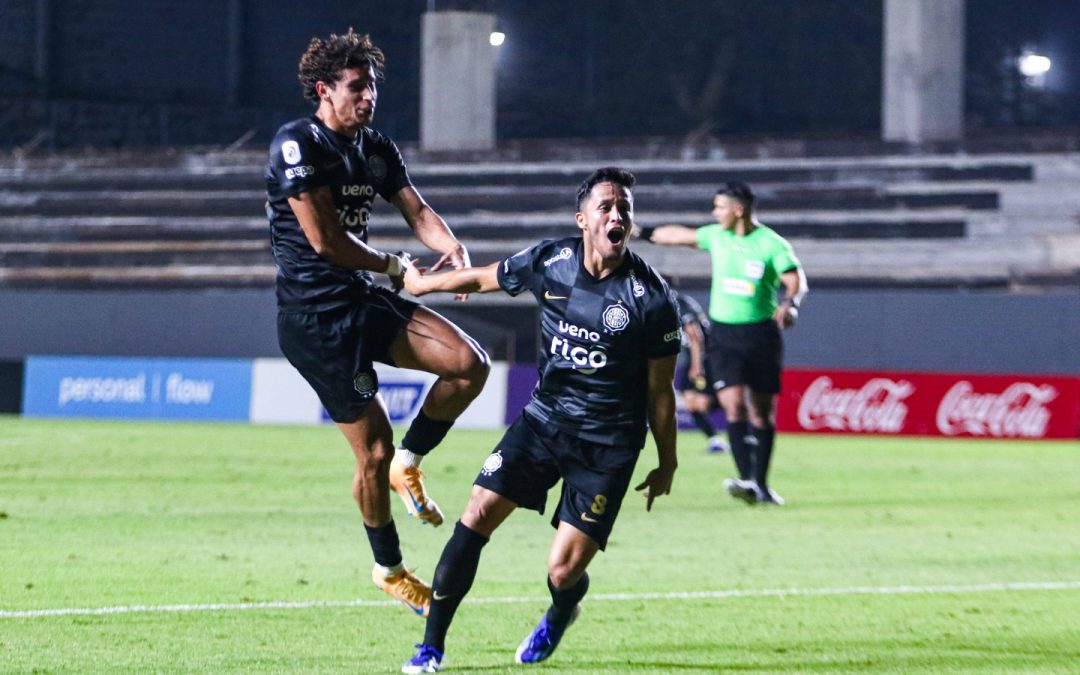 Agónico triunfo de Olimpia para adueñarse de la punta