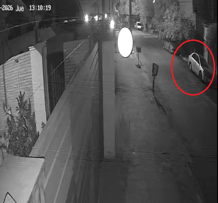 En segundos, roban automóvil en Villa Aurelia: “Salí sorteada”, lamenta víctima