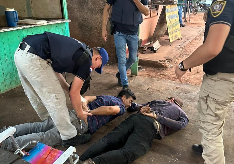 Caen dos presuntos involucrados en crimen de empresario pakistaní