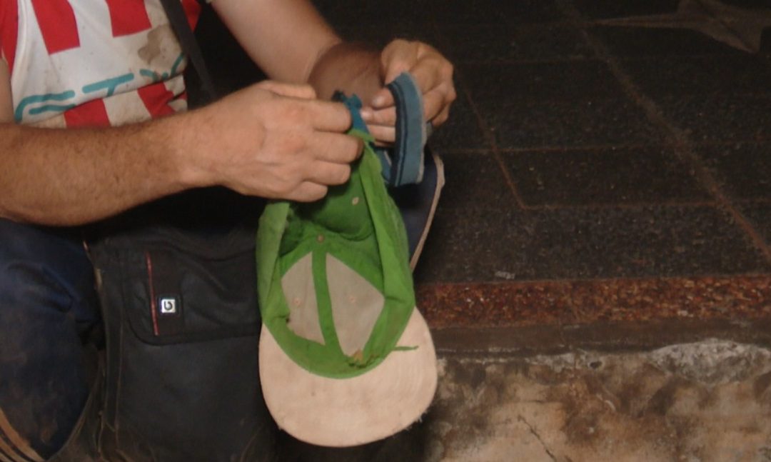 Encuentran quepis y restos de la remera de Tobías, el niño arrastrado por el raudal