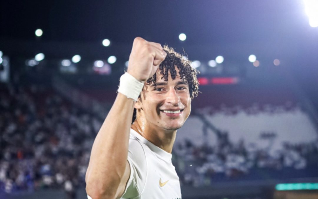 Olimpia, único puntero e invicto: venció 1-0 a Libertad