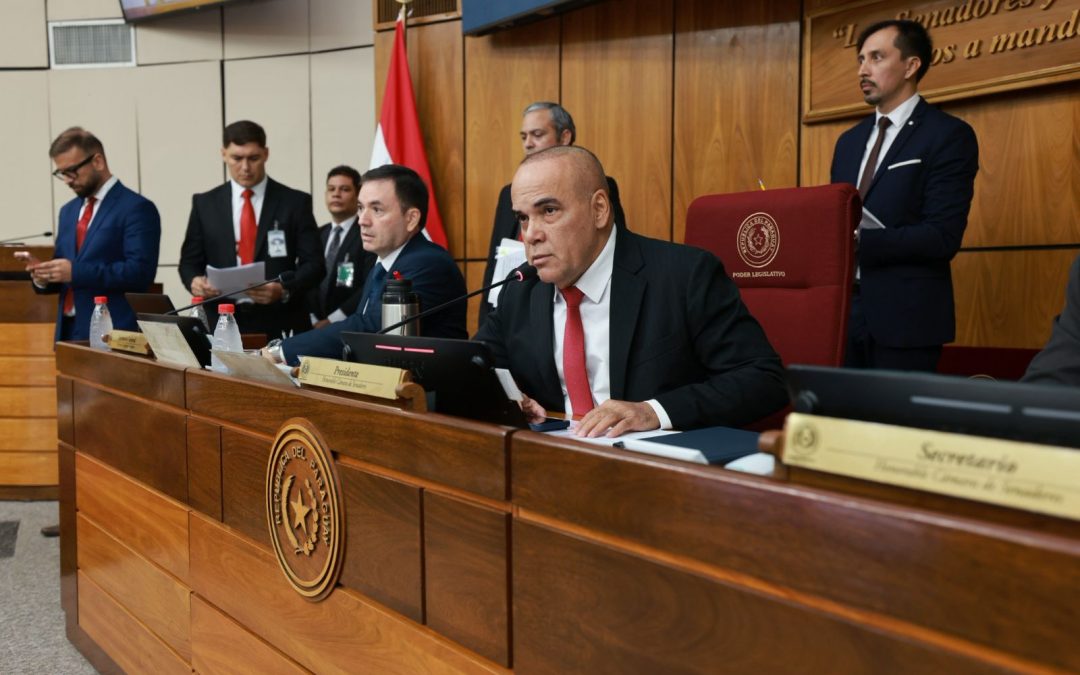 Bachi sobre pedido de permiso de Chaqueñito: “Debe presentar su renuncia al cargo”