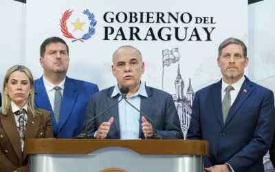 Hernán Rivas solicita permiso al Senado por tiempo indefinido