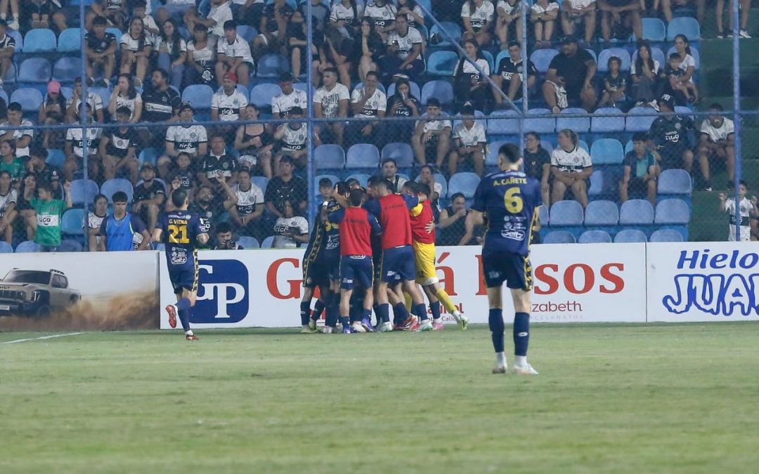 El Triqui tumbó el expreso Decano y deja sin invicto el campeonato