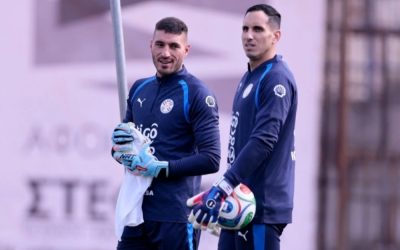 De cara al Mundial, la Albirroja moviliza a tres arqueros del plano local