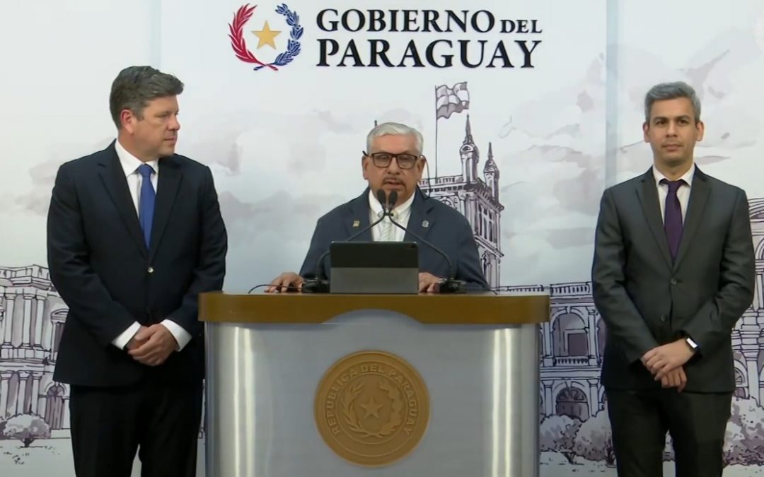 Isaías Fretes asume al frente de IPS: “Traigo conmigo transparencia, humanización y disciplina”
