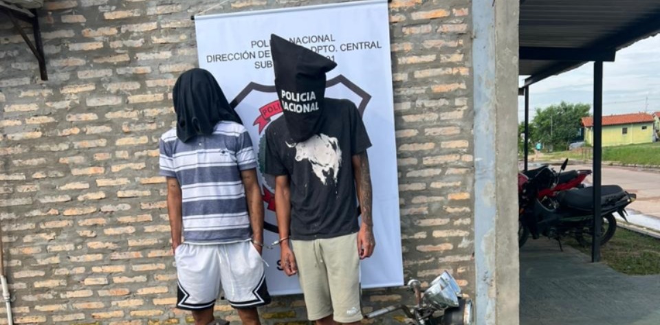 Caen dos hermanos por hurto de motocicletas: su propia madre los denunció