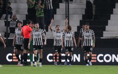 Libertad se quedó con el clásico blanco y negro ante Olimpia