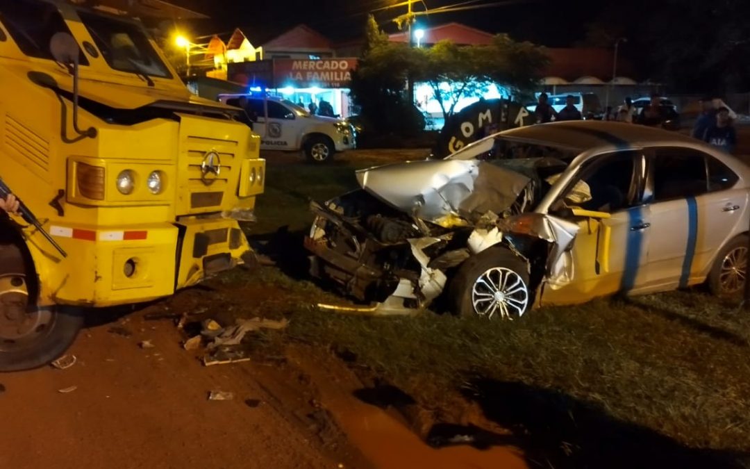 Conductor de camión de caudales pensó que iba a ser asaltado y ocasionó choque