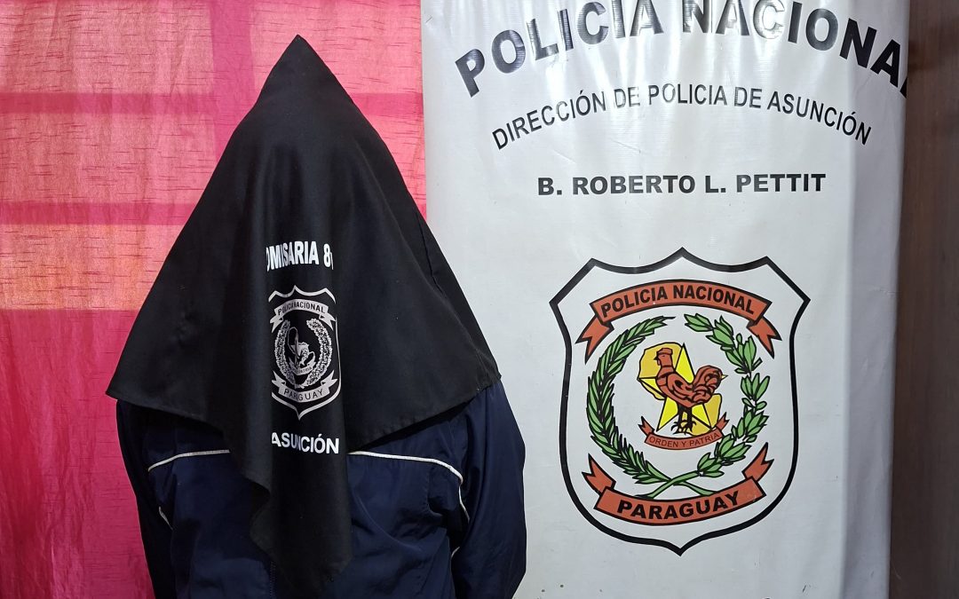 Hallan arma de fuego dentro del aula de una institución de Asunción