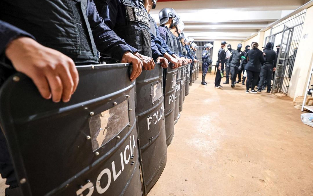 Militar retirado asume como nuevo director de la cárcel de Minga Guazú