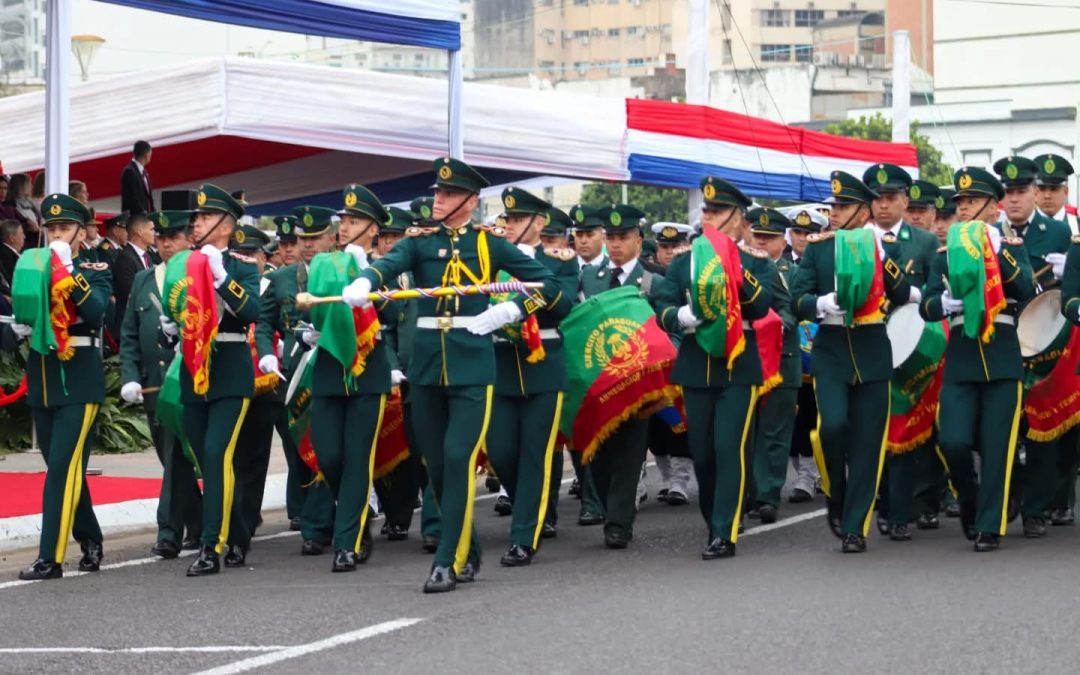 Gobierno oficializa desfile militar y policial por la Independencia