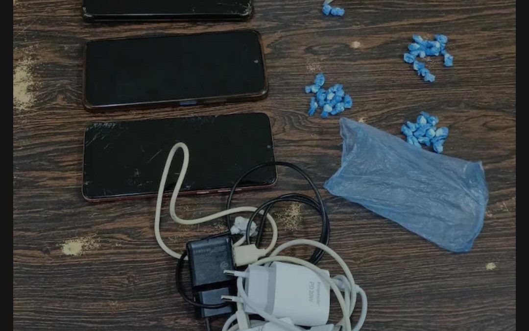 Incautan drogas y celulares durante requisa en el penal La Esperanza