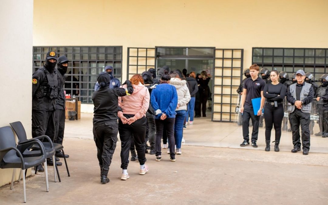 Con traslado de 361 mujeres a Emboscada, se eliminan cárceles mixtas