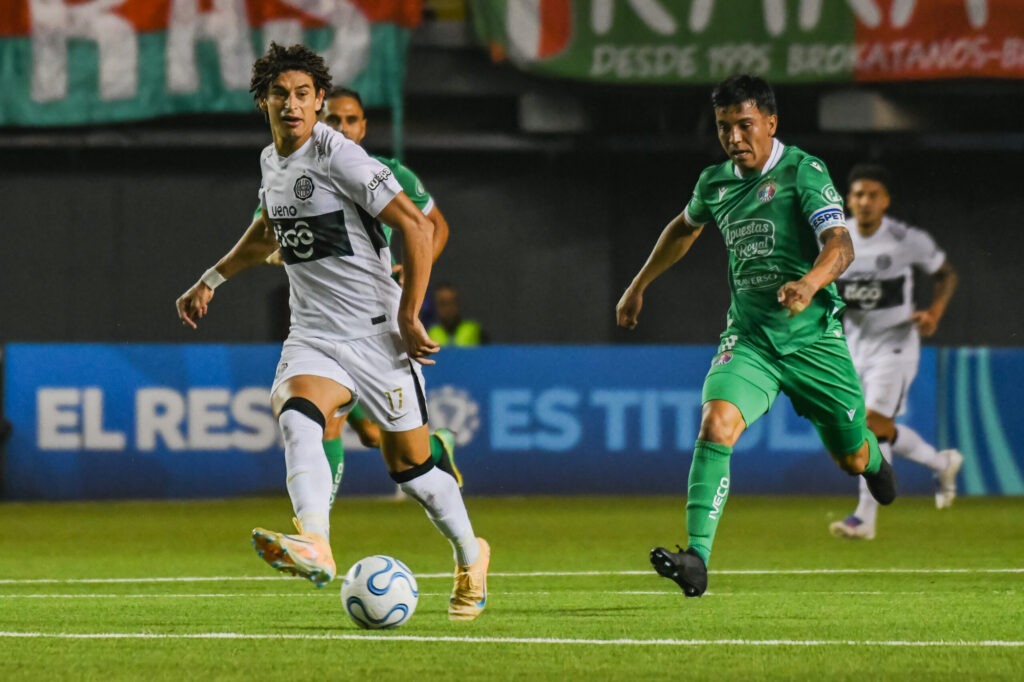 Por la clasificación a octavos, Olimpia recibe a Audax Italiano en Sajonia