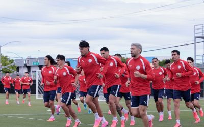 Pensando en el debut ante EE.UU., Paraguay se moviliza en California