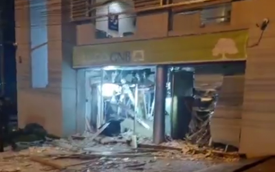 Asalto tipo comando en Santa Rita: unos 20 encapuchados atacaron varias entidades bancarias
